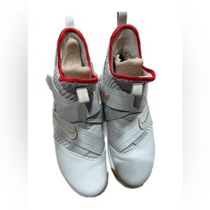 Nike LeBron Soldier 12 EP 'Light Bone Sneakers
